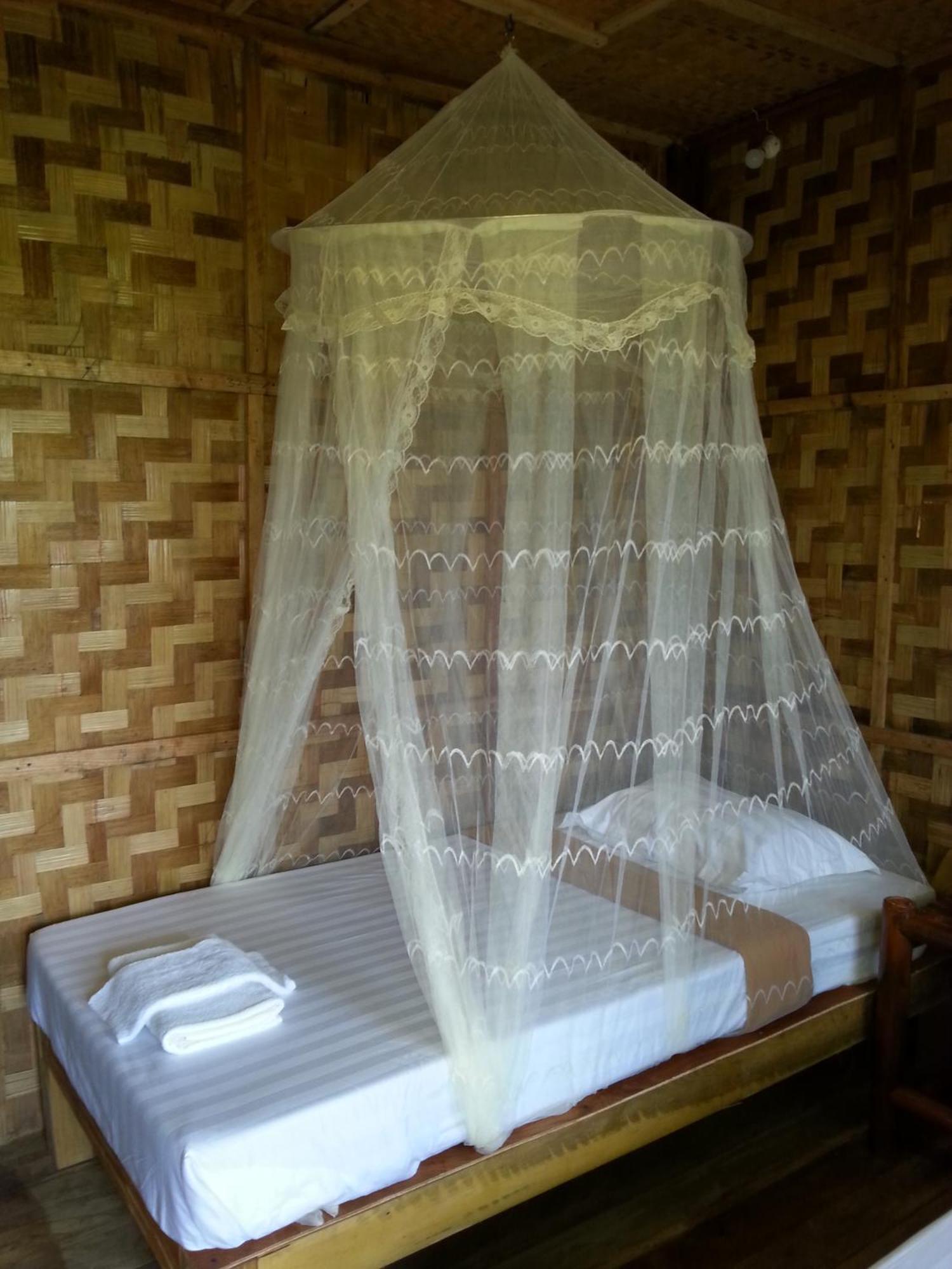 Ngwe Saung Garden Guest House Ngwesaung Exterior photo